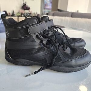 Rebel Renegade Black Cheer Sneakers Size 7.5